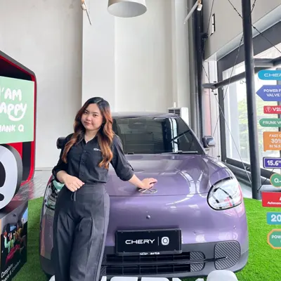 evellin-sales-executive-chery-arta-jakarta